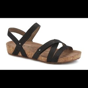 Walking Cradles Pool sandal